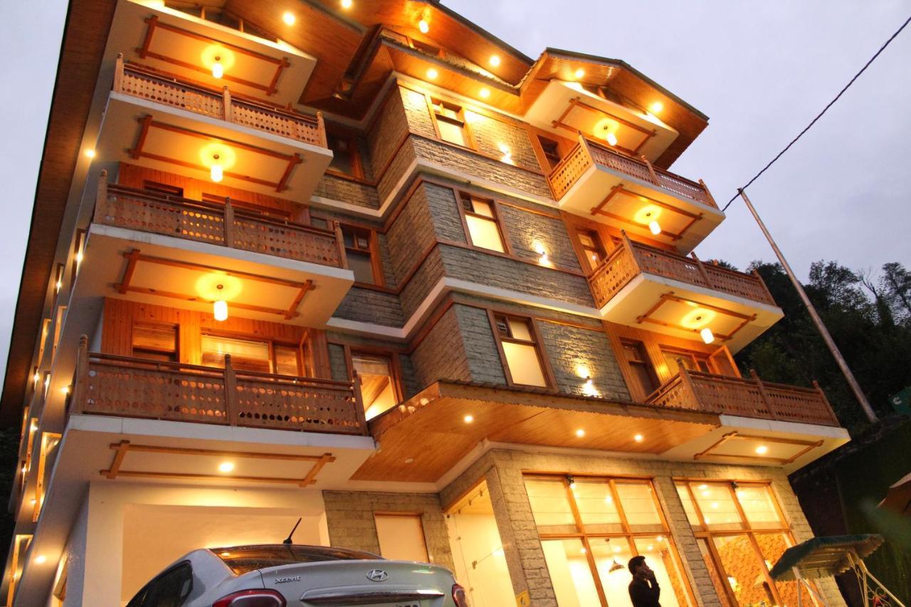Vaibhav Regency Hotel Manāli Kültér fotó