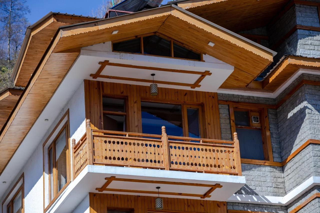 Vaibhav Regency Hotel Manāli Kültér fotó